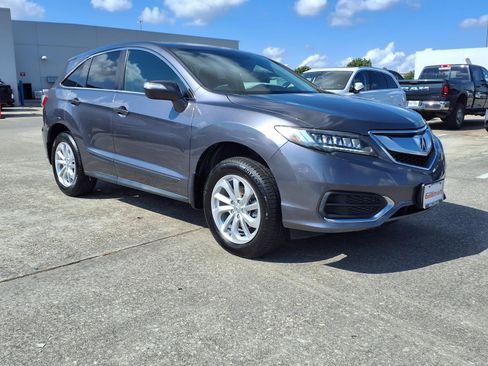 Used 2018 Acura RDX FWD image 2