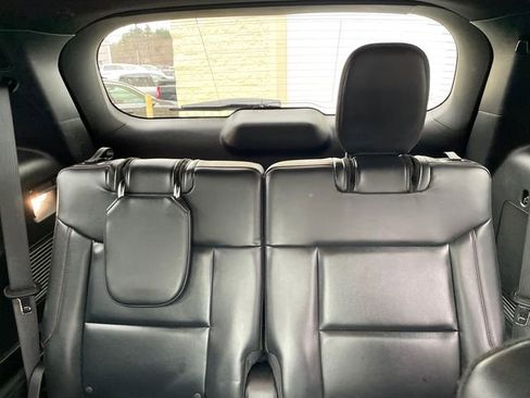 Used 2025 Ford Explorer ST-Line w/ ST-Line Street Pack image 20