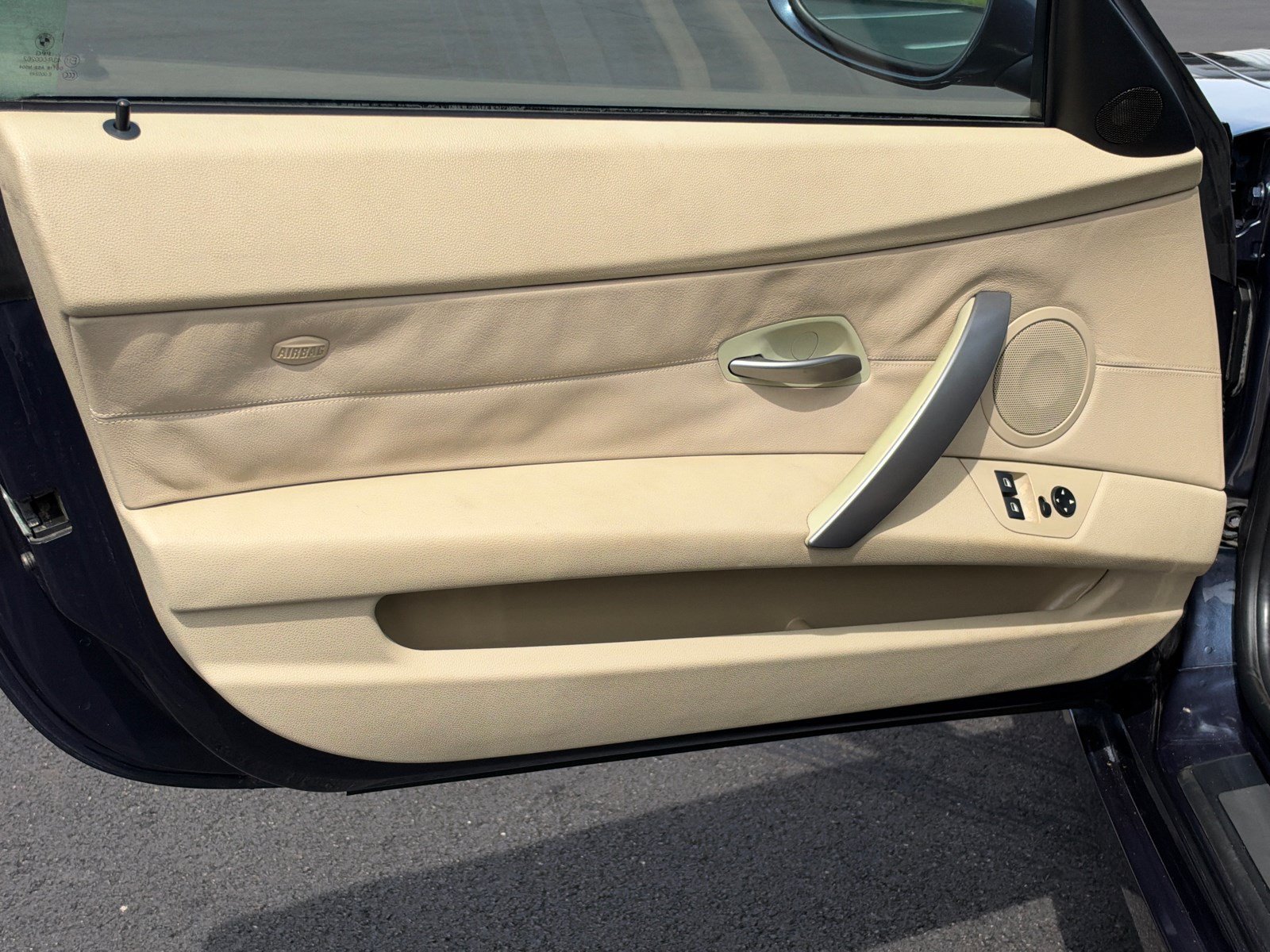 Used 2005 BMW Z4 2.5i RWD image 10