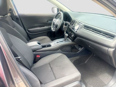 Used 2021 Honda HR-V LX image 25