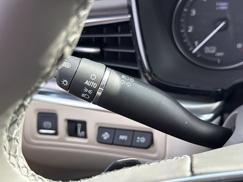 New 2026 Cadillac XT5 Premium Luxury w/ LPO, Floor Liner Package image 15