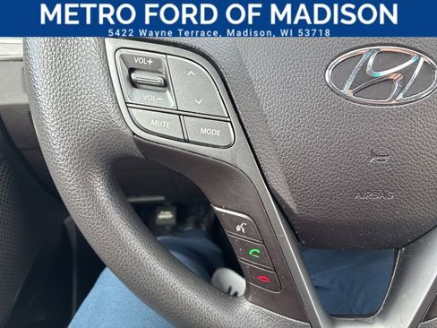 Used 2017 Hyundai Santa Fe Sport image 27