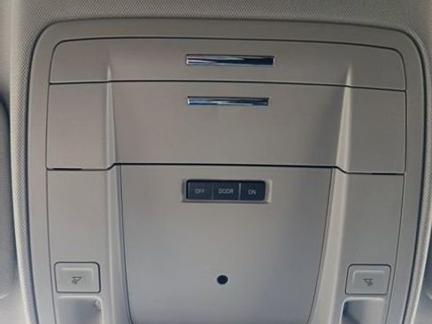 Used 2019 Chevrolet Tahoe LS image 27