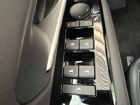 Used 2025 Hyundai Santa Cruz SEL image 30