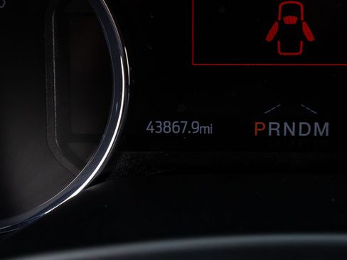 Used 2021 Ford F250 Platinum w/ FX4 Off-Road Package image 21