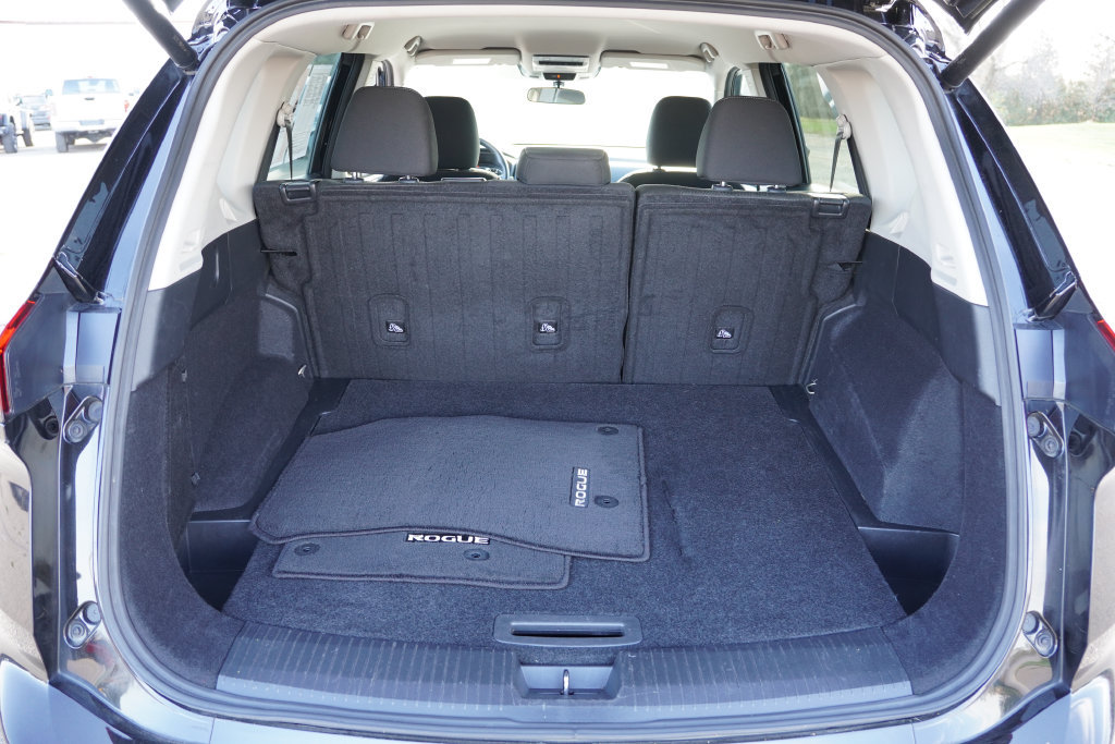 Used 2025 Nissan Rogue SV AWD/4WD image 20