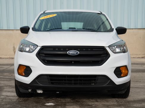 Used 2019 Ford Escape S image 3