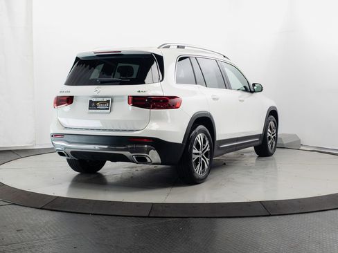 Certified 2026 Mercedes-Benz GLB 250 4MATIC image 28