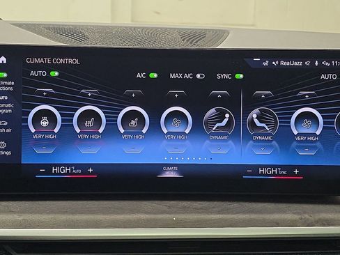 Certified 2023 BMW X7 xDrive40i w/ M Sport Package image 20