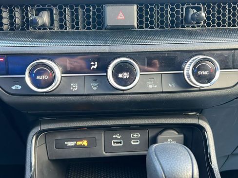 Used 2023 Honda CR-V EX image 25