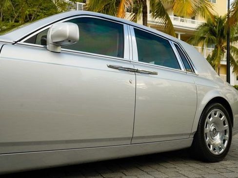 Used 2013 Rolls-Royce Phantom Sedan image 11