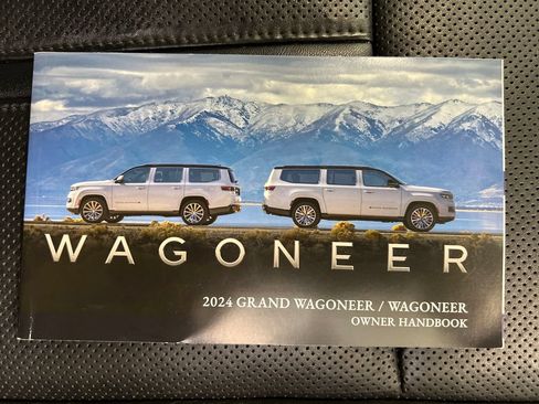 Used 2024 Jeep Wagoneer Series II w/ Flexible Seating Group AWD/4WD image 34
