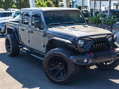 Used 2022 Jeep Gladiator Rubicon w/ Trailer Tow Package AWD/4WD image 2