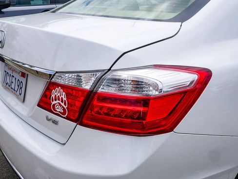 Used 2014 Honda Accord EX-L image 15