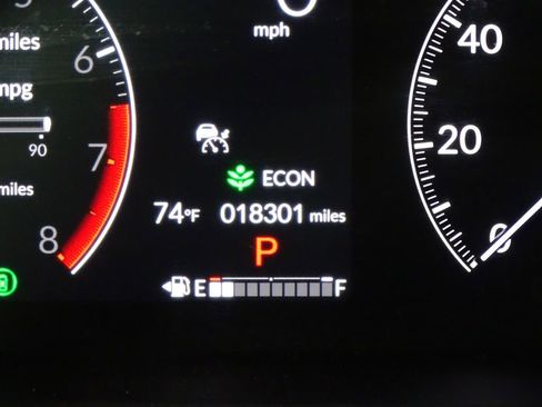 Used 2023 Honda CR-V LX image 34