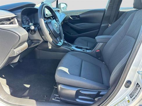Used 2023 Toyota Corolla LE image 8