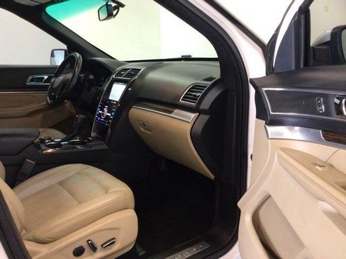 Used 2017 Ford Explorer Limited AWD/4WD image 15