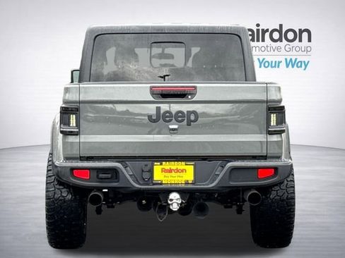 Used 2021 Jeep Gladiator Sport image 6