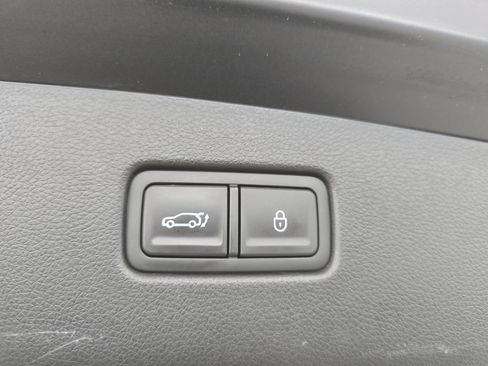 Used 2024 Genesis GV70 2.5T AWD/4WD image 26
