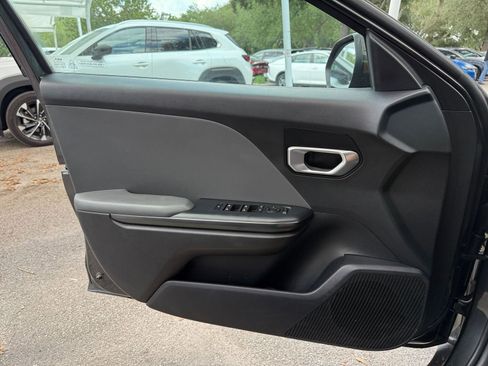 Used 2025 Kia K4 FWD image 20