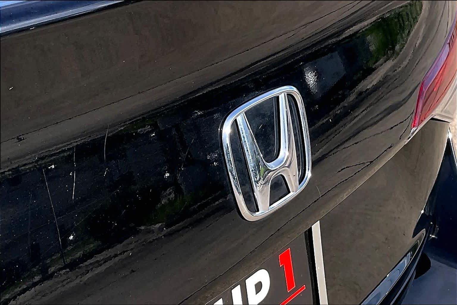 Used 2025 Honda Civic LX image 31