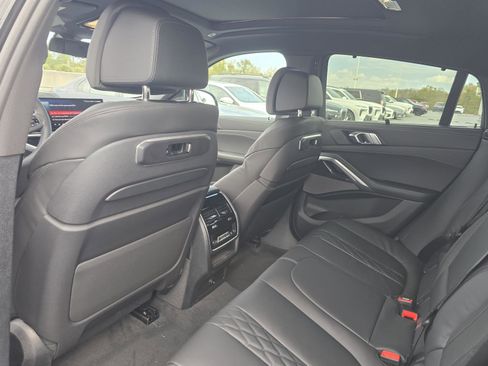New 2026 BMW X6 M60i w/ Executive Package image 12