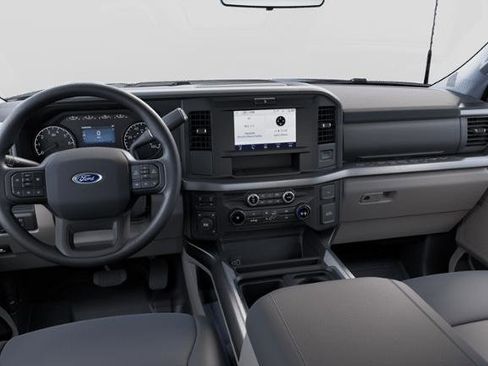 New 2025 Ford F350 XLT w/ FX4 Off-Road Package image 29