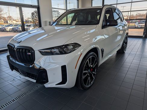 Certified 2024 BMW X5 M60i image 7
