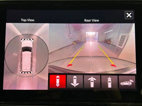 Used 2024 Jeep Grand Wagoneer L 4WD image 23