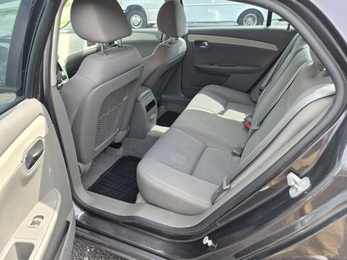 Used 2012 Chevrolet Malibu LS FWD image 10