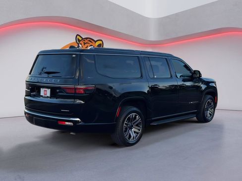 Used 2024 Jeep Wagoneer L Series II w/ Flexible Seating Group image 5