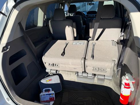 Used 2016 Honda Odyssey LX image 26