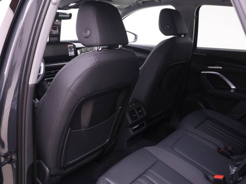 New 2026 Audi Q5 Premium image 13