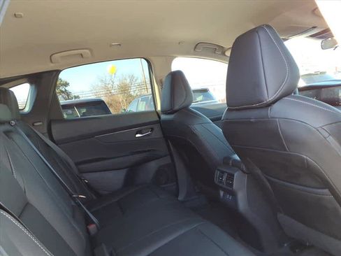 Used 2025 Nissan Murano SV image 22