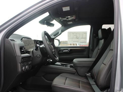 New 2026 Chevrolet Tahoe High Country AWD/4WD image 24