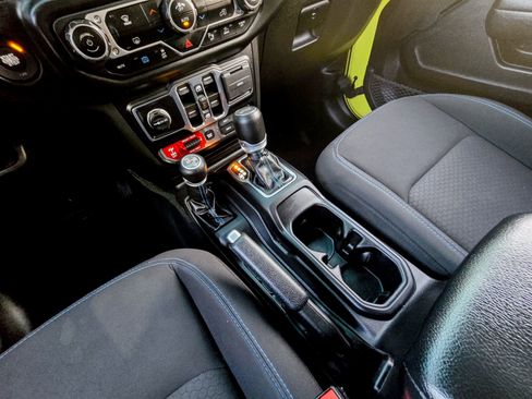 Used 2022 Jeep Wrangler Unlimited Rubicon 4xe w/ Safety Group image 28