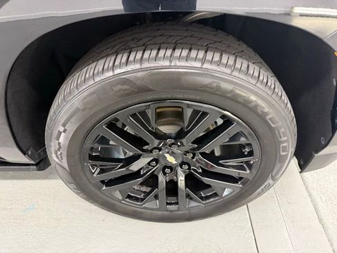 Used 2021 Chevrolet Tahoe High Country w/ Premium Package 2 image 4