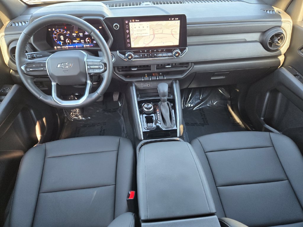 Used 2025 Chevrolet Colorado Trail Boss AWD/4WD image 12