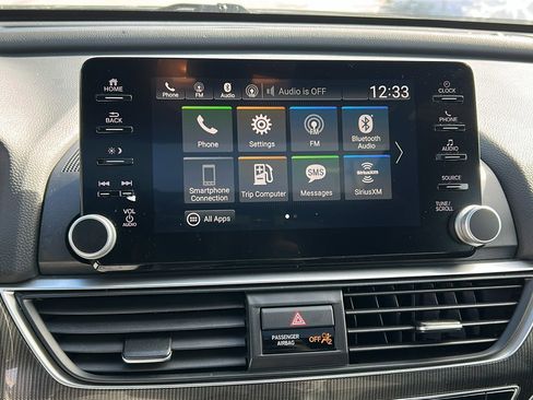 Used 2018 Honda Accord Sport image 15