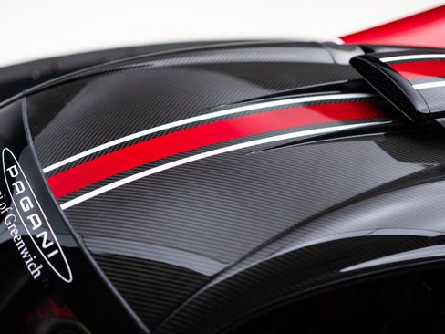 Used 2020 Pagani Huayra RWD image 17