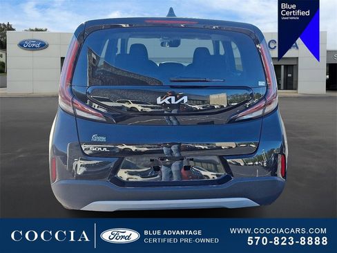 Used 2023 Kia Soul LX w/ LX Technology Package image 5