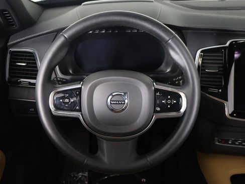 Used 2024 Volvo XC90 B6 Ultimate w/ Protection Package Premier image 45