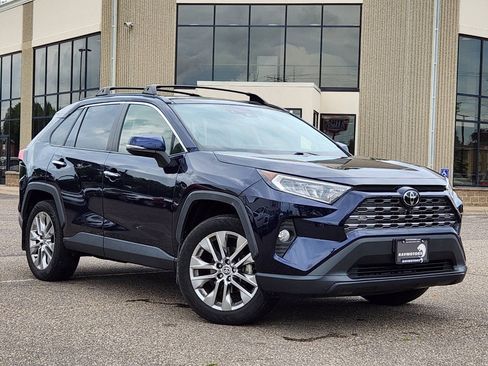 Used 2021 Toyota RAV4 Limited AWD/4WD image 31