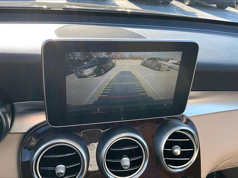 Used 2019 Mercedes-Benz GLC 350e GLC 350e image 27