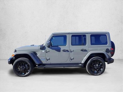 Used 2022 Jeep Wrangler Unlimited Sahara w/ Cold Weather Group image 2