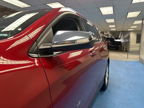 Used 2019 Chevrolet Equinox Premier w/ LPO, Floor Liner Package image 16