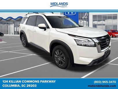 Used 2022 Nissan Pathfinder SV