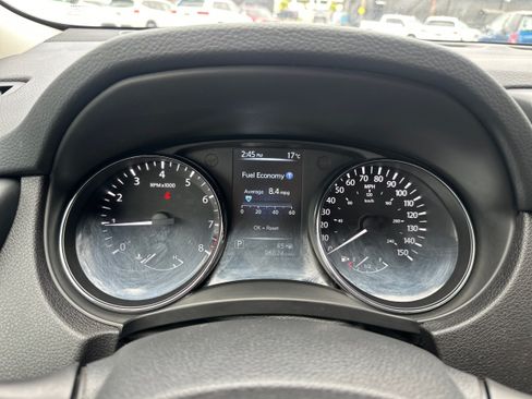 Used 2017 Nissan Rogue S AWD/4WD image 17