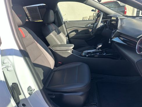 Used 2024 Chevrolet Trax RS w/ Driver Confidence Package image 22