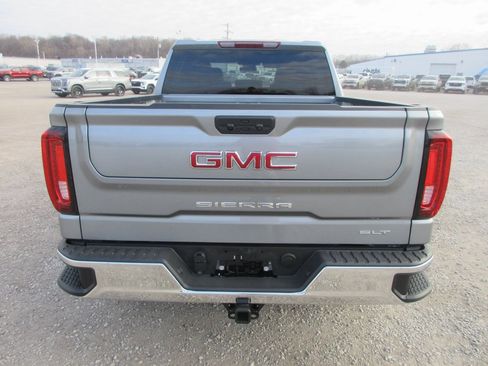 New 2026 GMC Sierra 1500 SLT w/ SLT Premium Package image 6